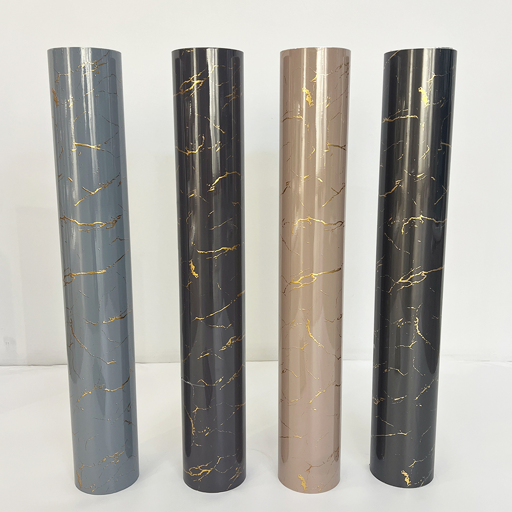 Gilded crackle-patterned heat transfer film
